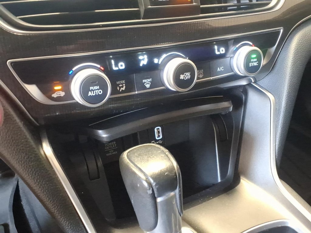 2020 Honda Accord Image 15