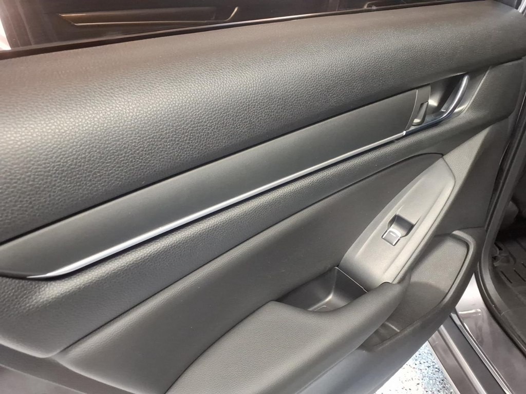 2020 Honda Accord Image 19