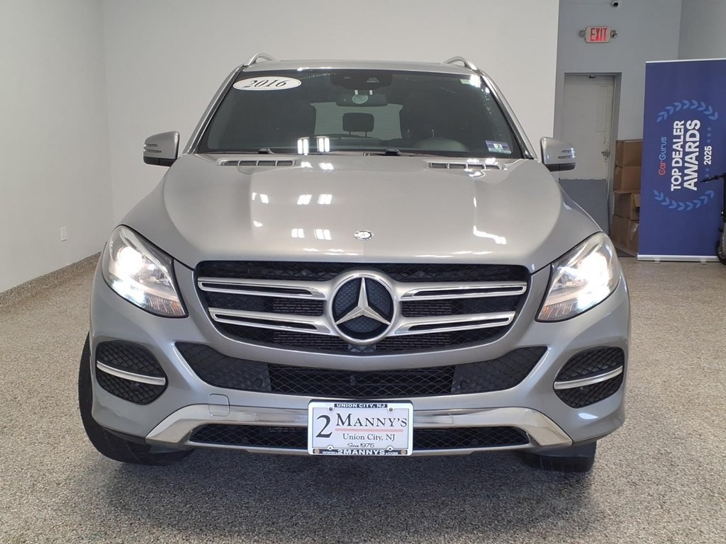 2016 Mercedes-Benz GLE-Class Image 2