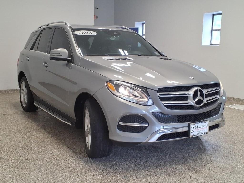 2016 Mercedes-Benz GLE-Class Image 3
