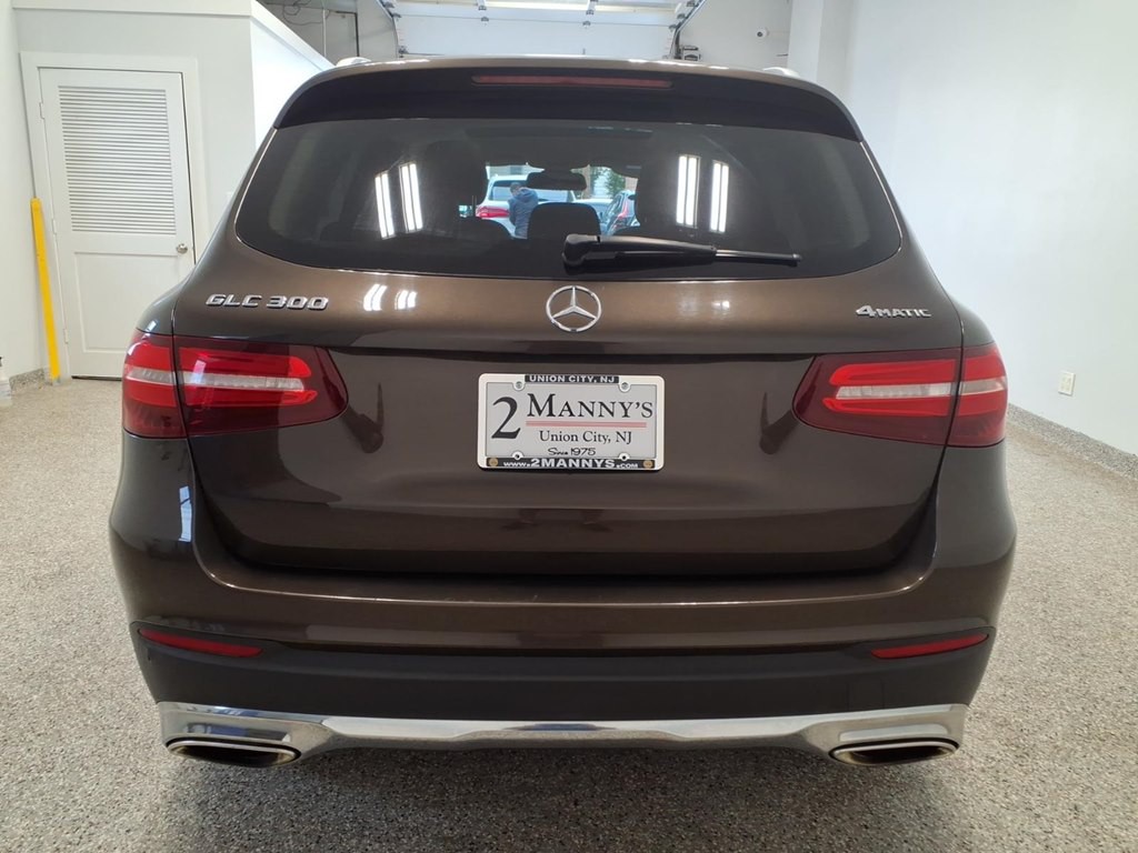 2017 Mercedes-Benz GLC-Class Image 5