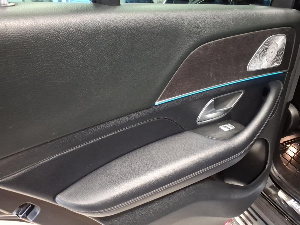 2020 Mercedes-Benz GLE-Class Image 19