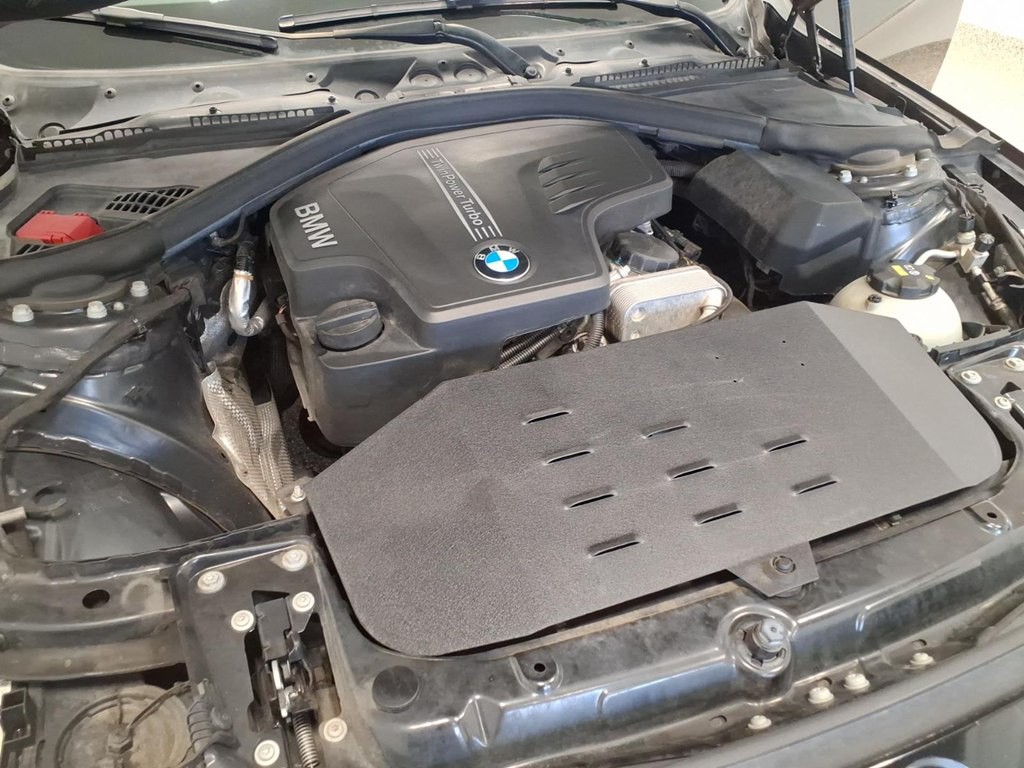 2016 BMW 3 Series Image 20