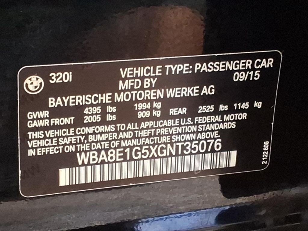 2016 BMW 3 Series Image 22