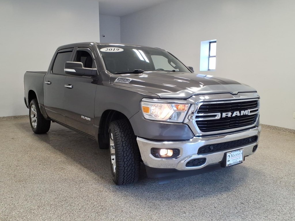 2019 RAM 1500 Image 3