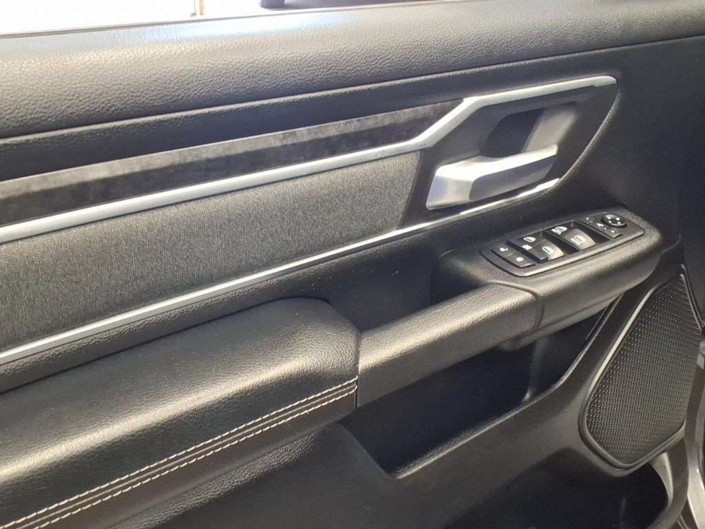 2019 RAM 1500 Image 8