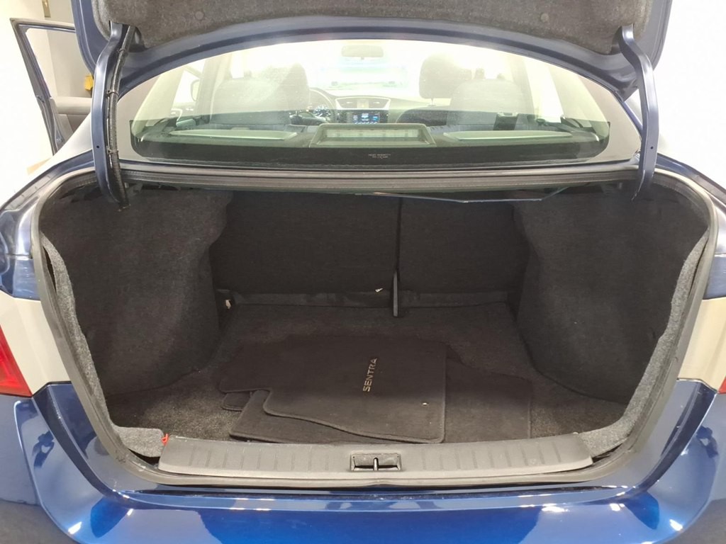 2019 Nissan Sentra Image 23