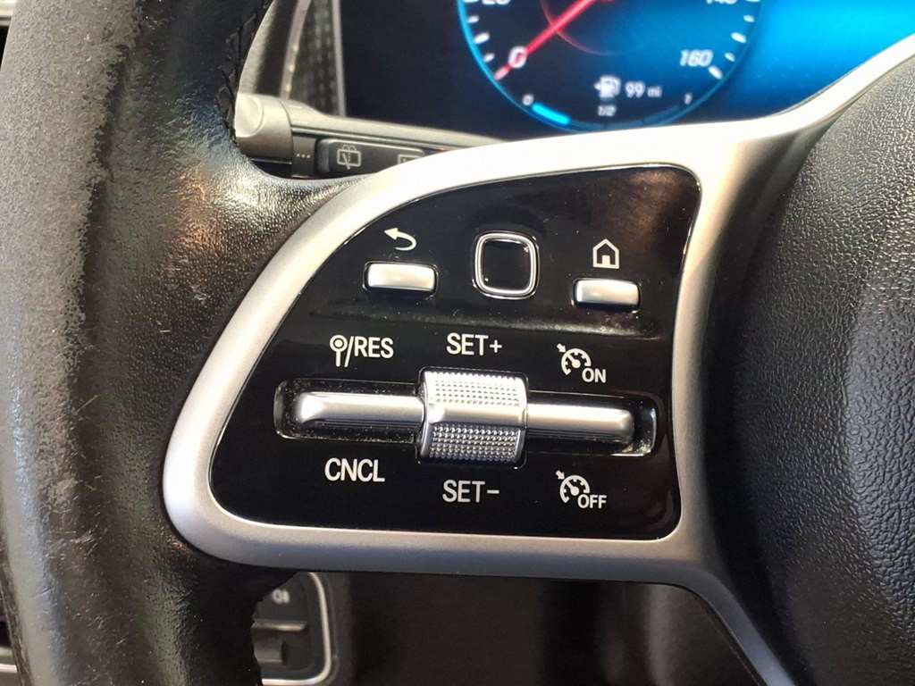 2021 Mercedes-Benz GLB Image 10