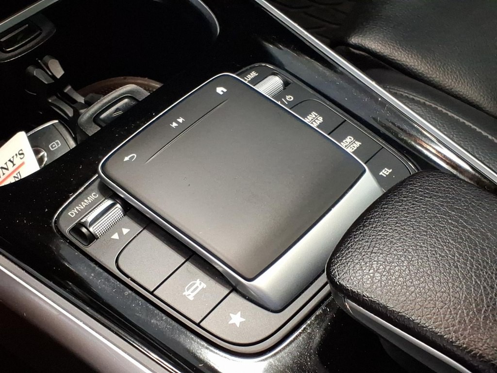 2021 Mercedes-Benz GLB Image 16