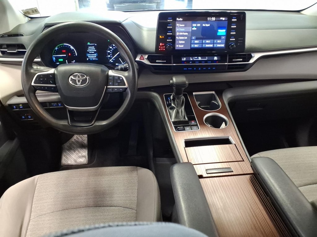 2021 Toyota Sienna Image 9