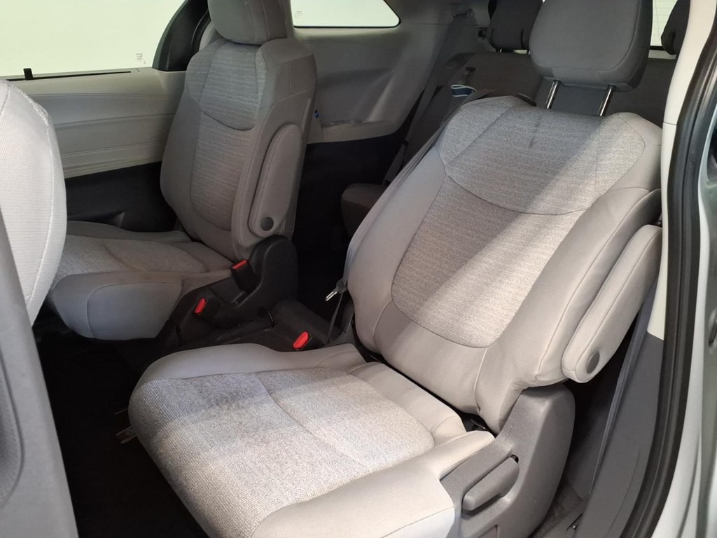 2021 Toyota Sienna Image 19