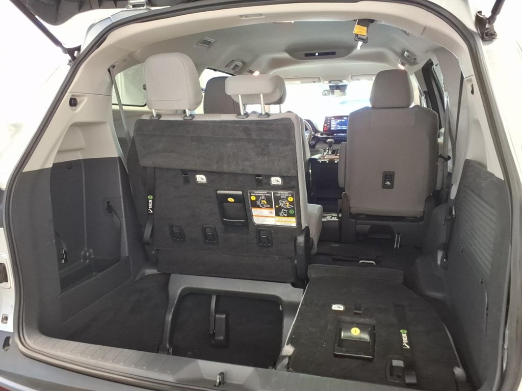 2021 Toyota Sienna Image 22