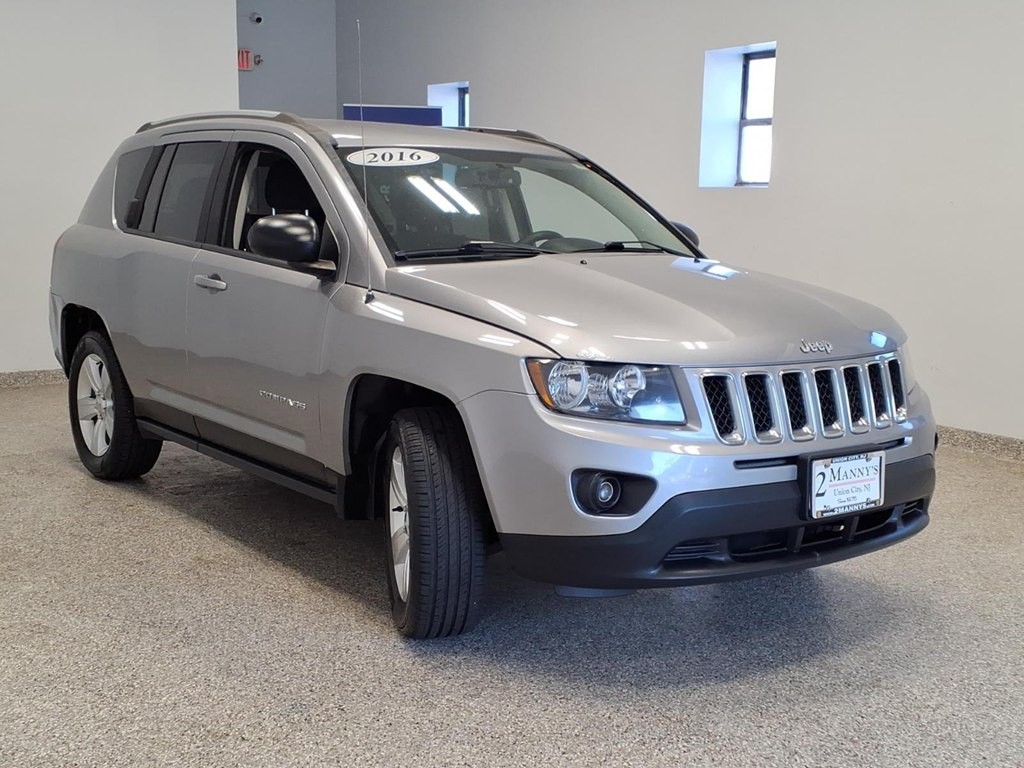 2016 Jeep Compass Image 3