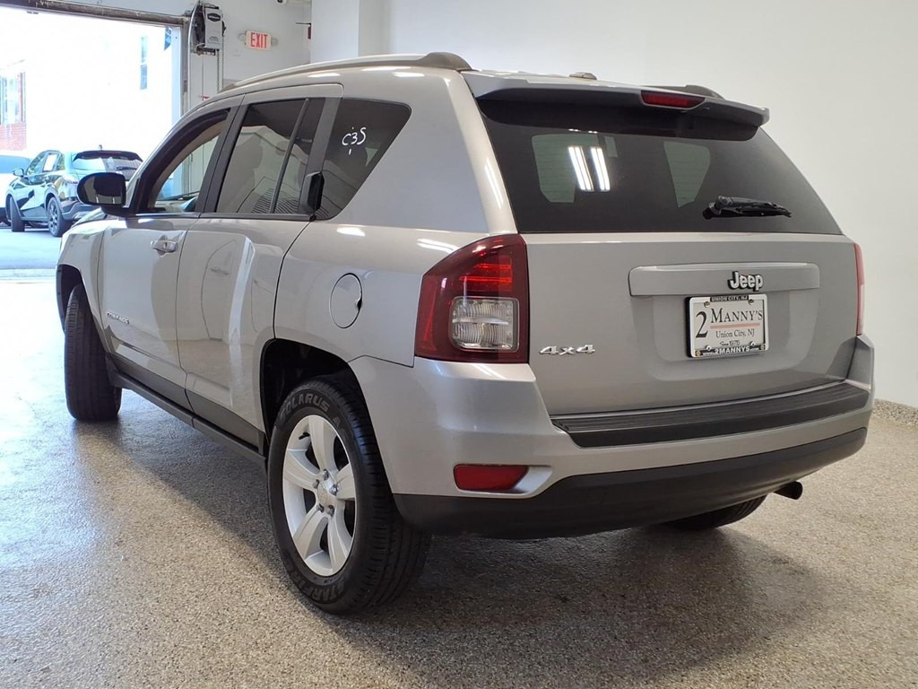 2016 Jeep Compass Image 6