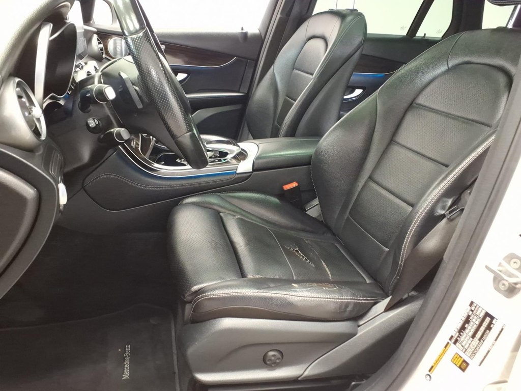 2017 Mercedes-Benz GLC-Class Image 18