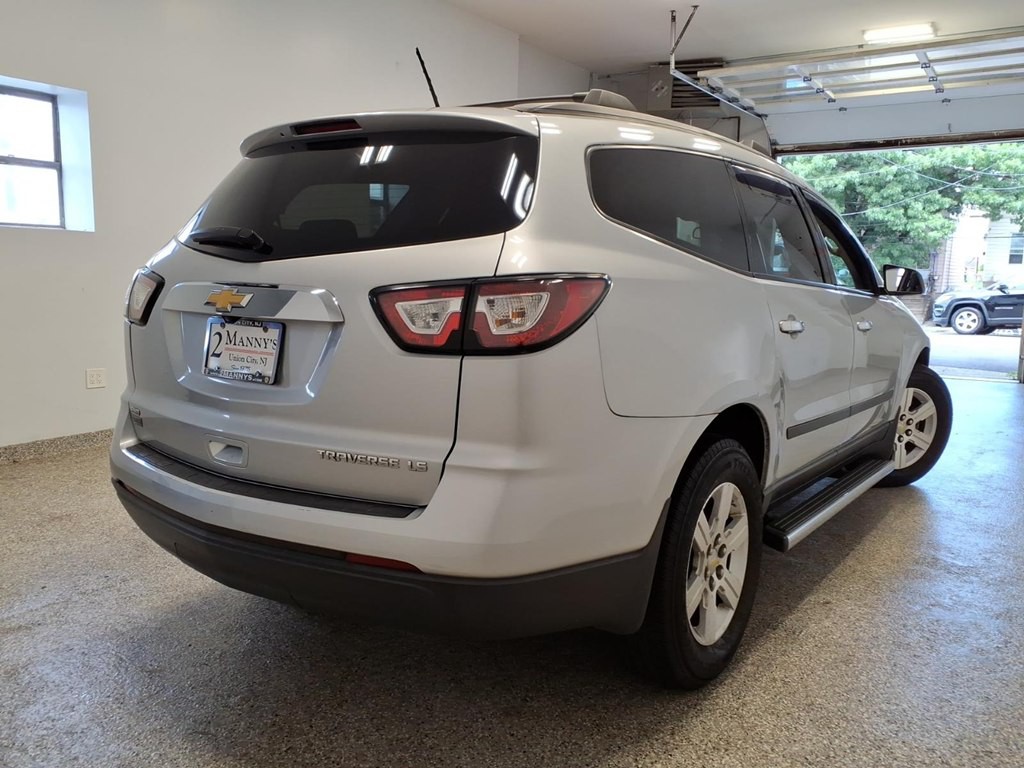 2015 Chevrolet Traverse Image 4