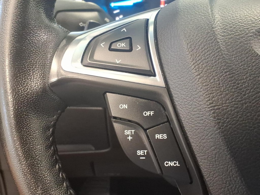 2018 Ford Edge Image 10