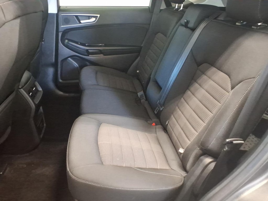 2018 Ford Edge Image 20