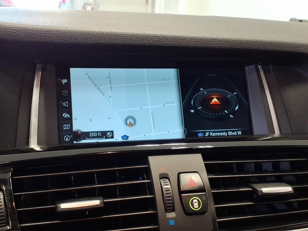 2017 BMW X3 Image 13
