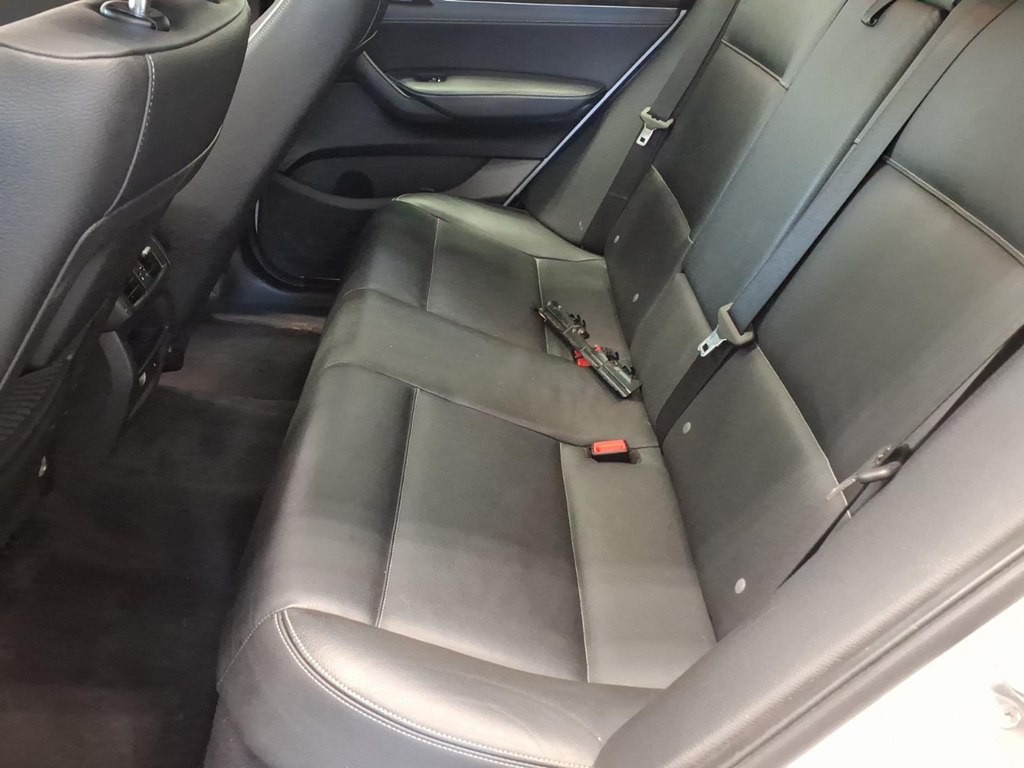 2017 BMW X3 Image 21