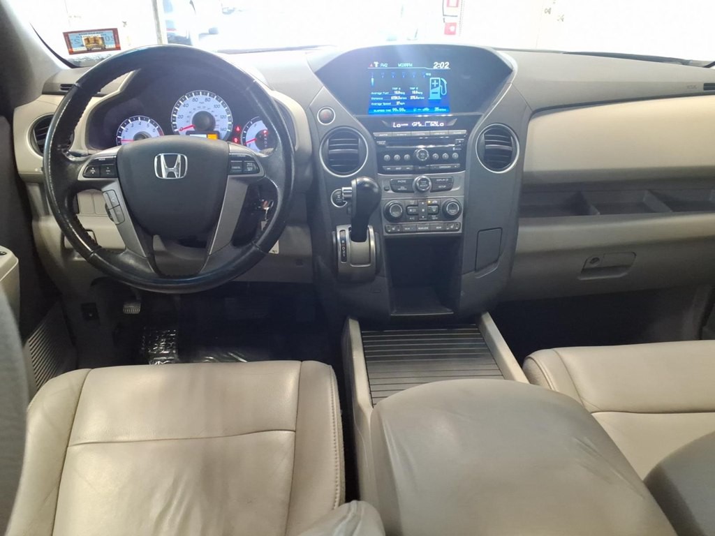 2015 Honda Pilot Image 9