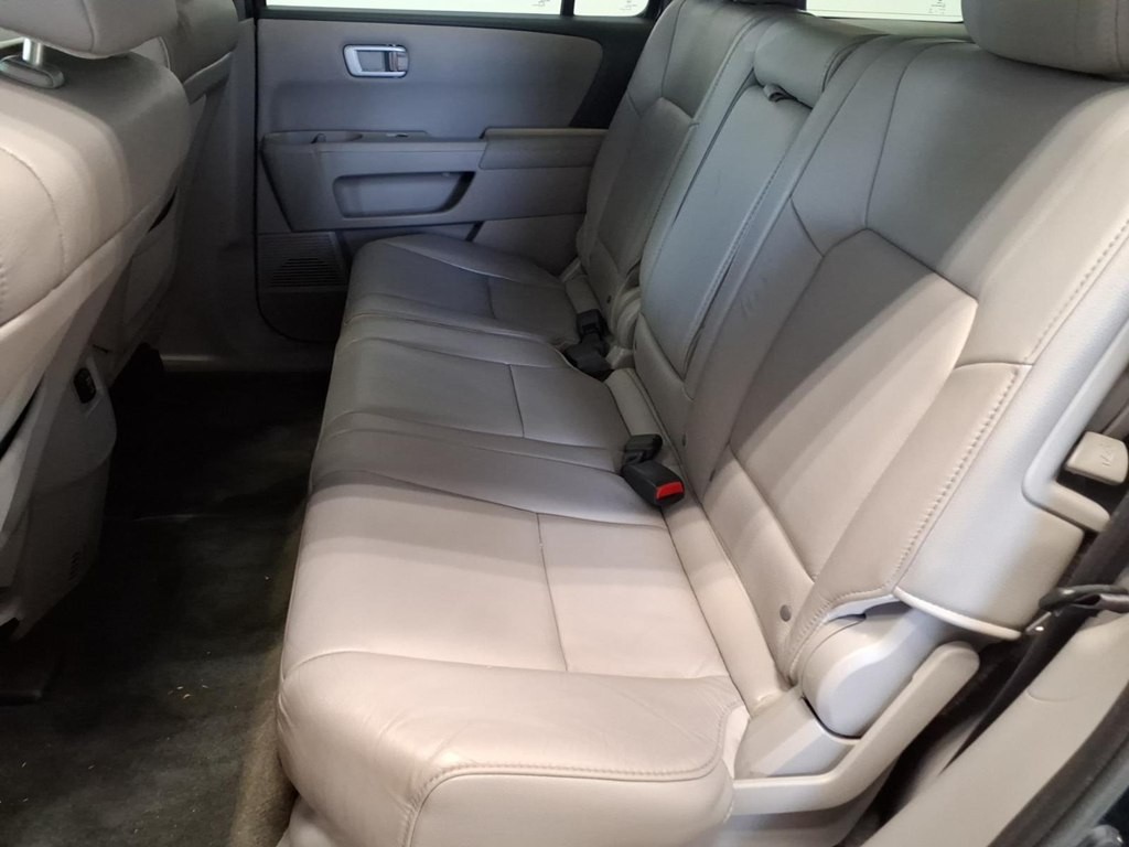 2015 Honda Pilot Image 18