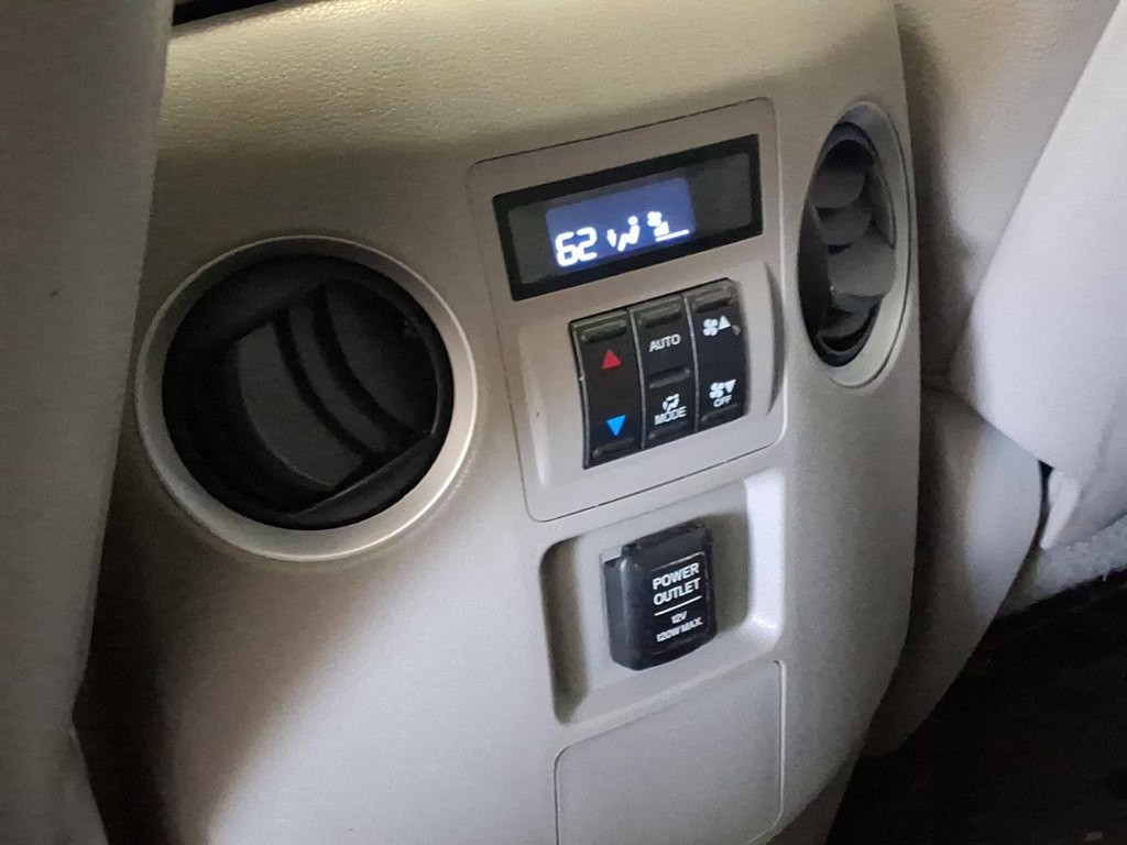 2015 Honda Pilot Image 19