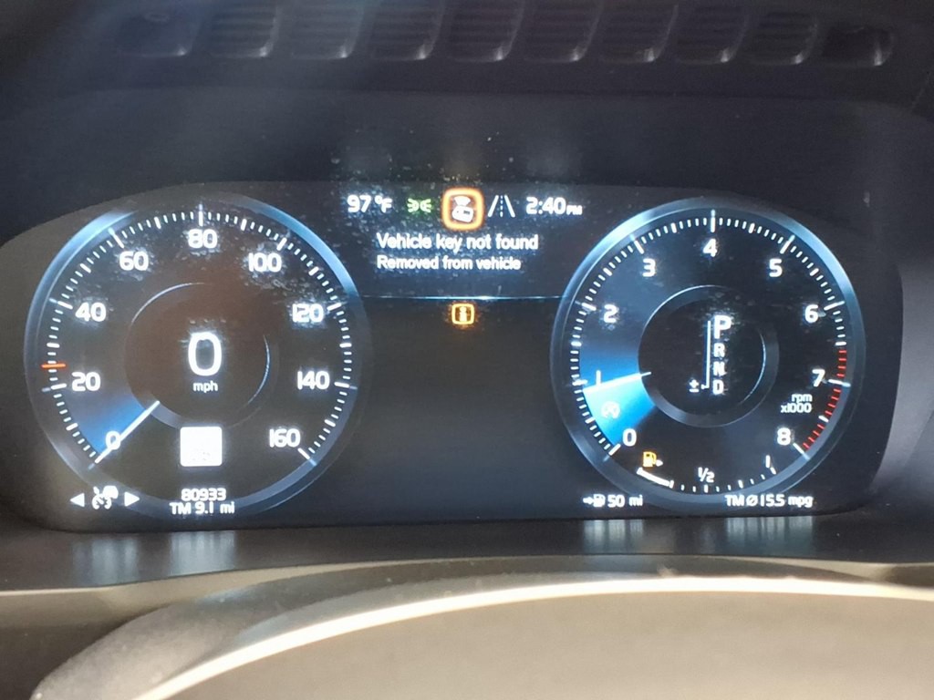 2018 Volvo XC90 Image 11