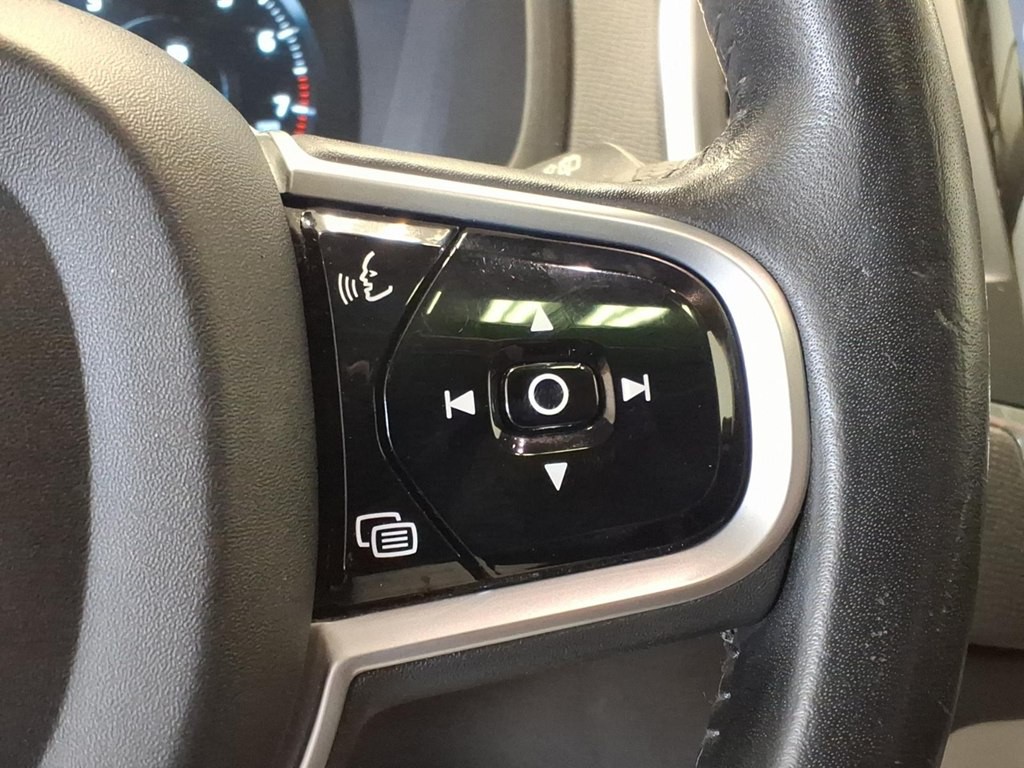2018 Volvo XC90 Image 12