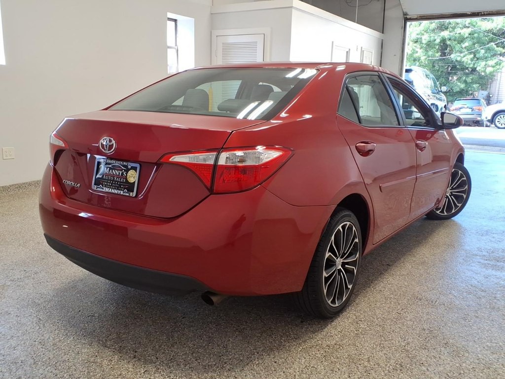 2015 Toyota Corolla Image 4