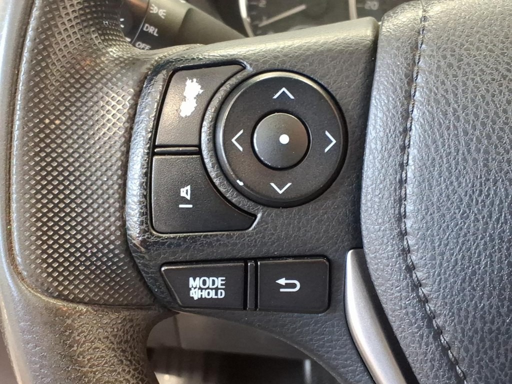 2015 Toyota Corolla Image 10