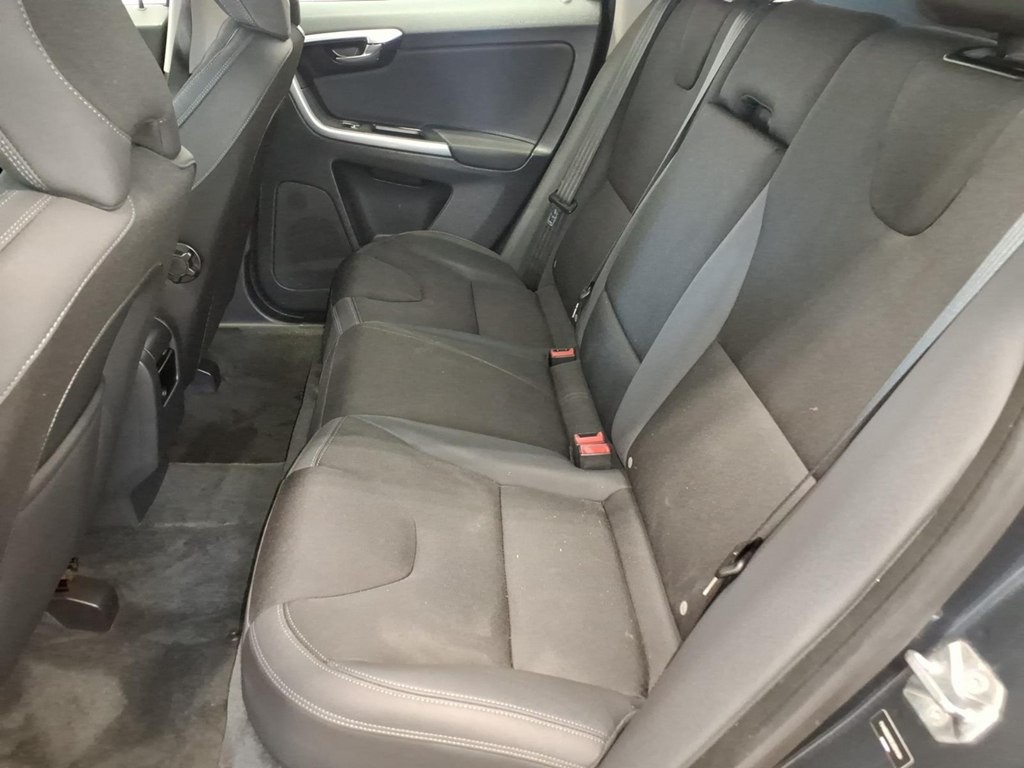 2014 Volvo XC60 Image 11