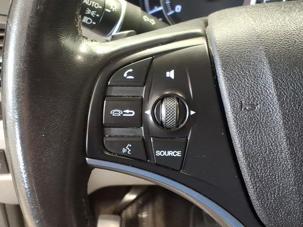 2016 Acura MDX Image 11