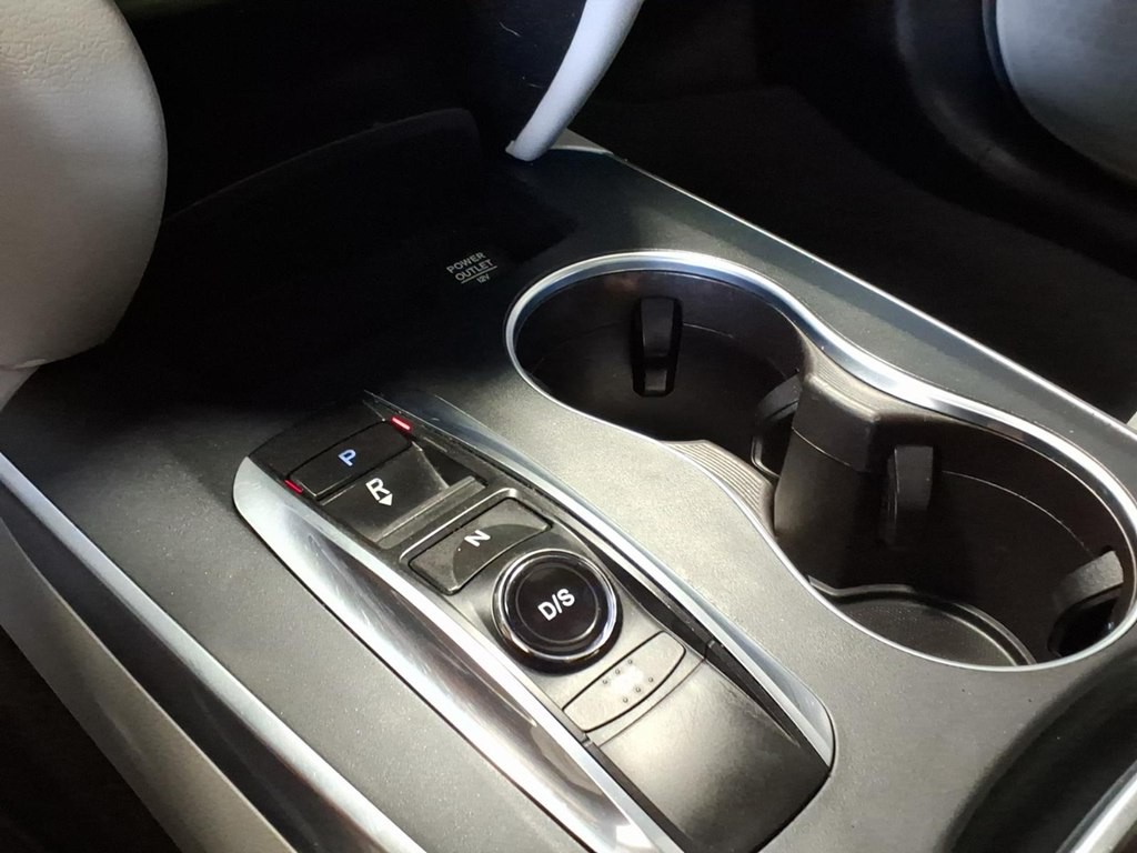 2016 Acura MDX Image 16