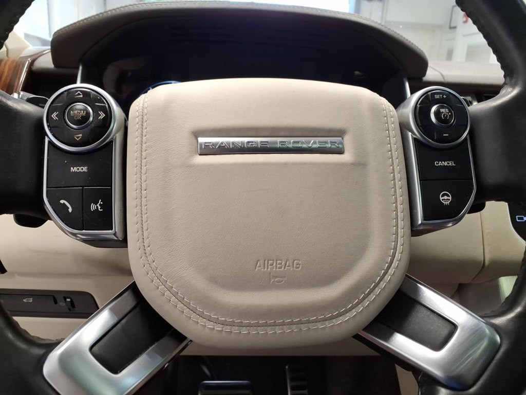 2014 Land Rover Range Rover Image 11