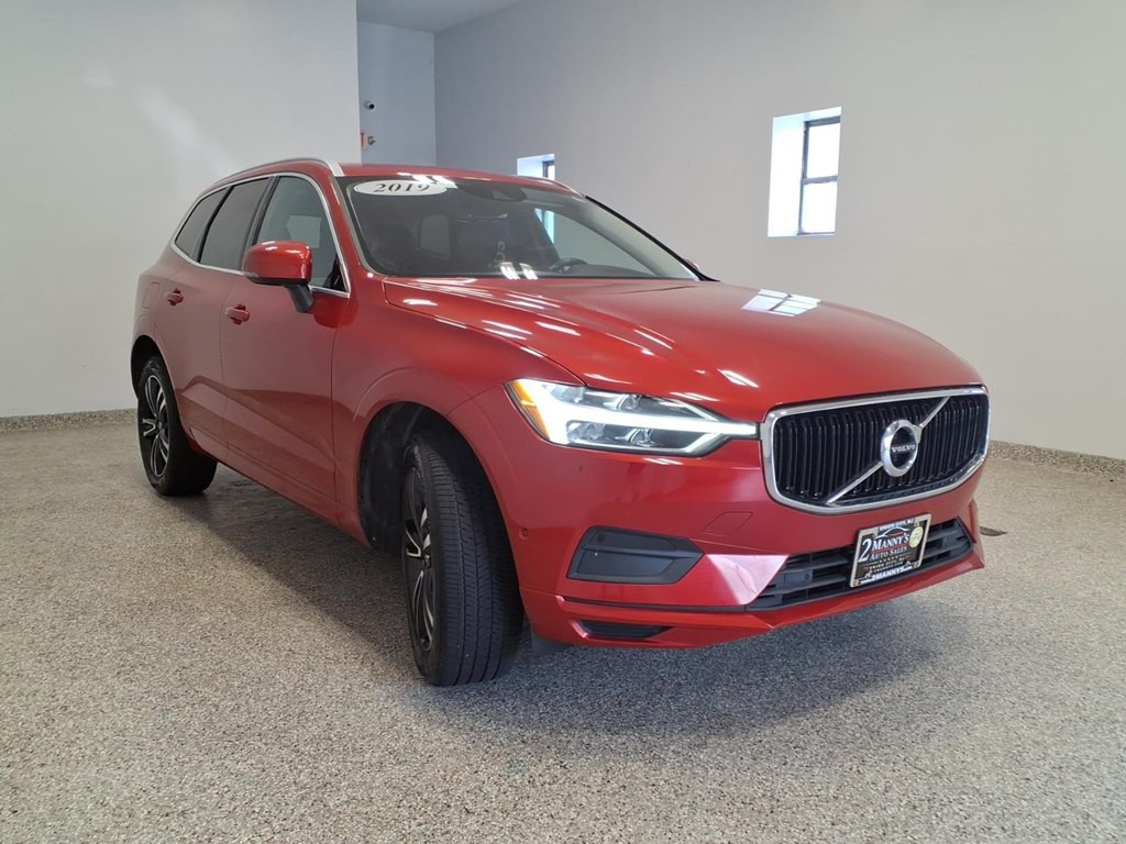2019 Volvo XC60 Image 3