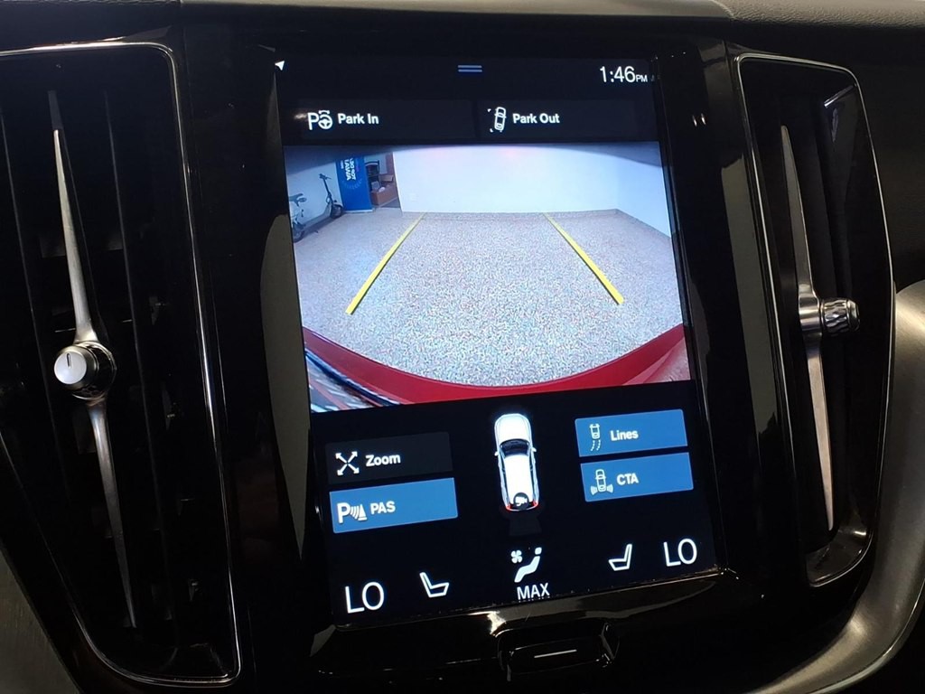 2019 Volvo XC60 Image 14