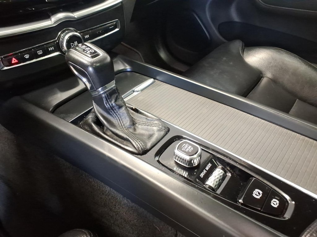 2019 Volvo XC60 Image 15
