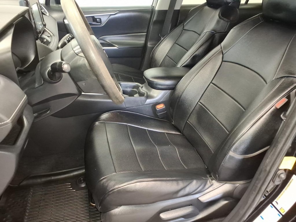2019 Toyota Rav4 Image 9