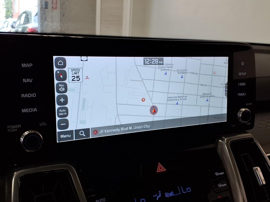 2023 Kia Sorento Image 13