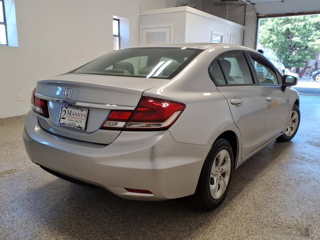 2015 Honda Civic Image 4
