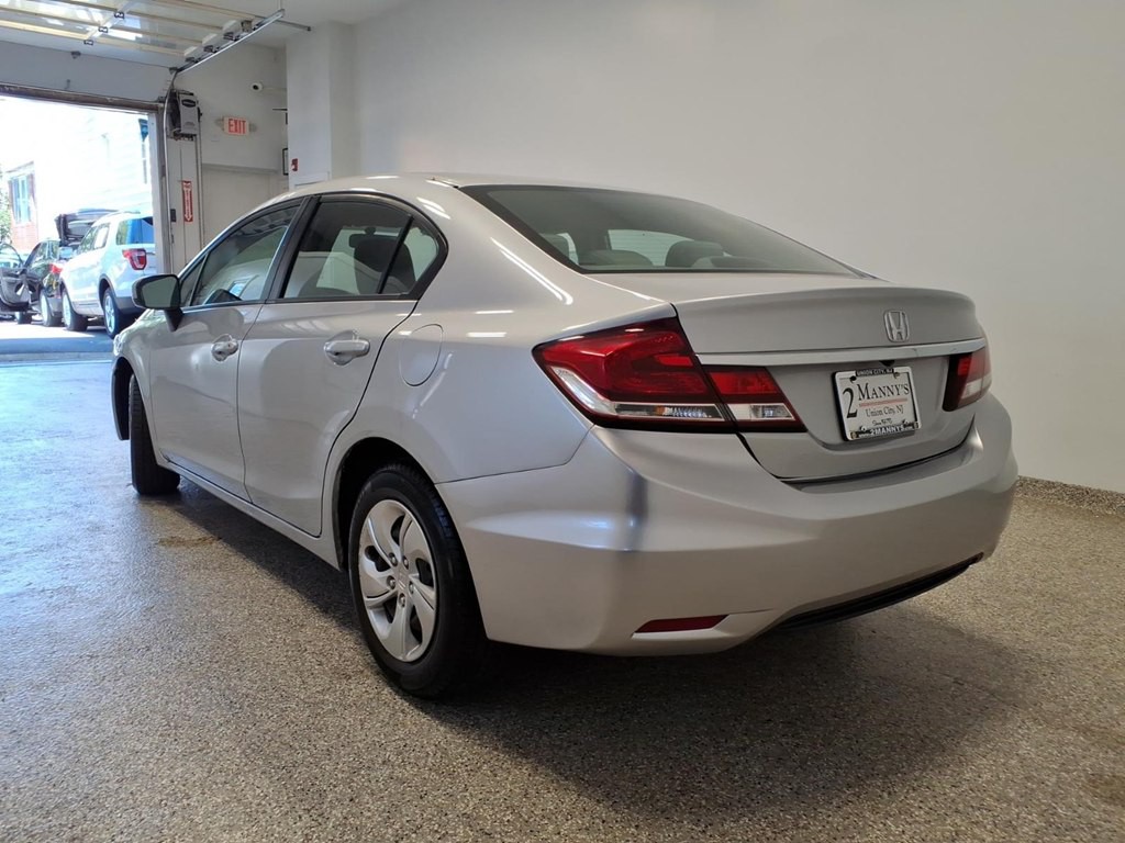 2015 Honda Civic Image 6