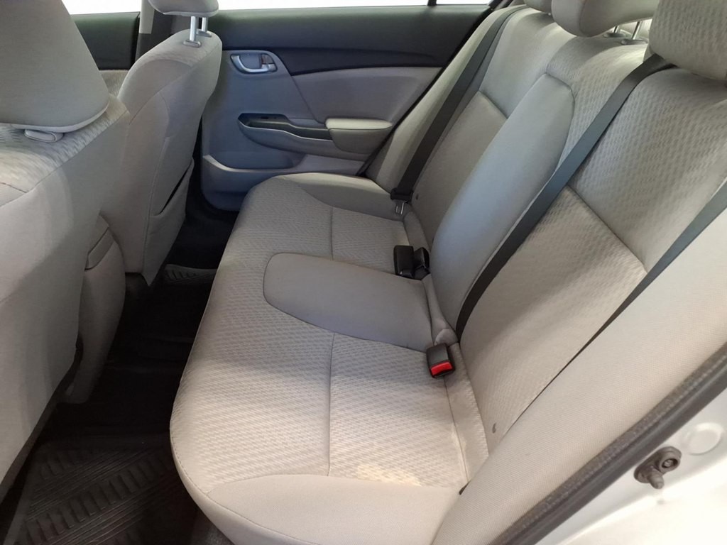 2015 Honda Civic Image 19