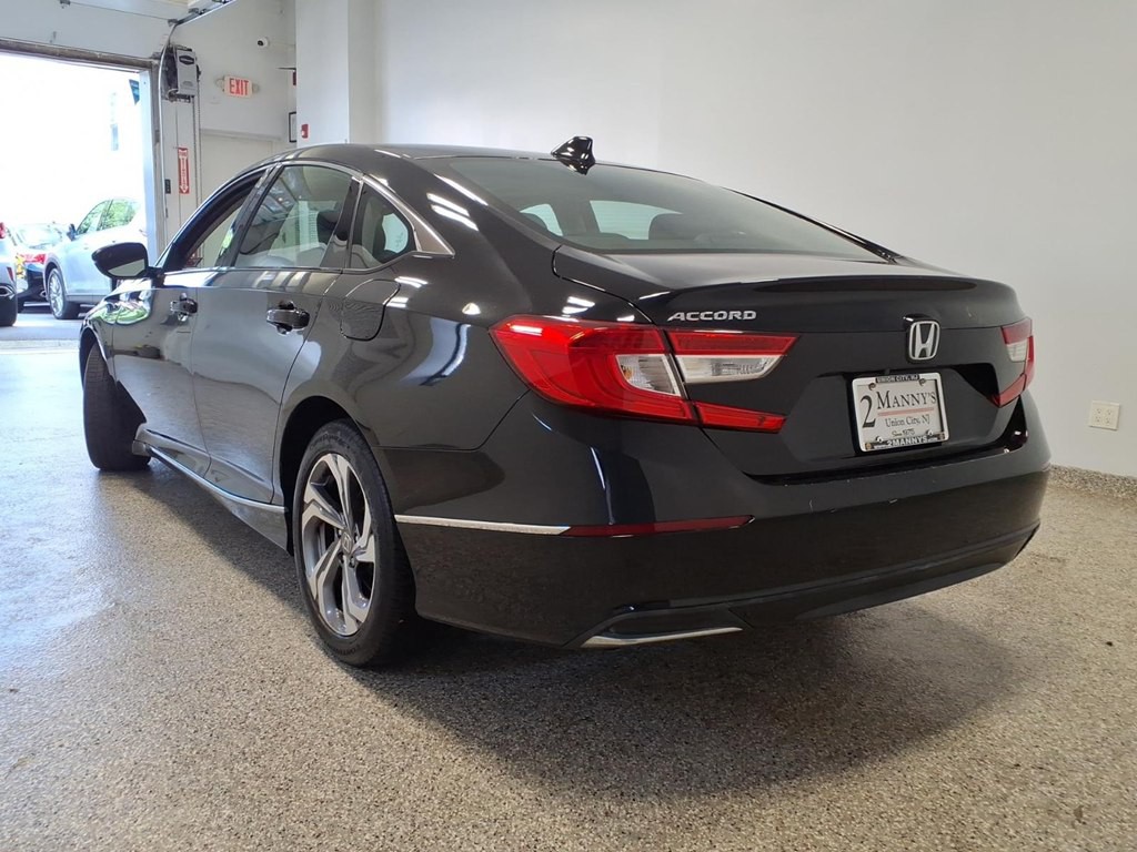2018 Honda Accord Image 6