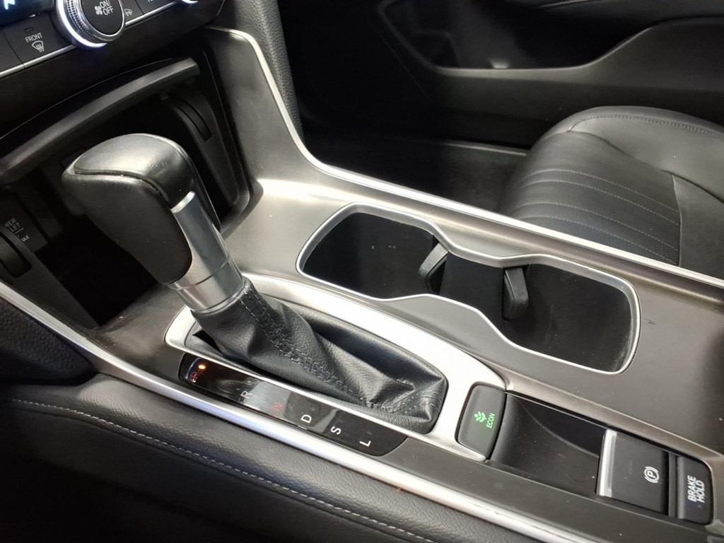 2018 Honda Accord Image 18