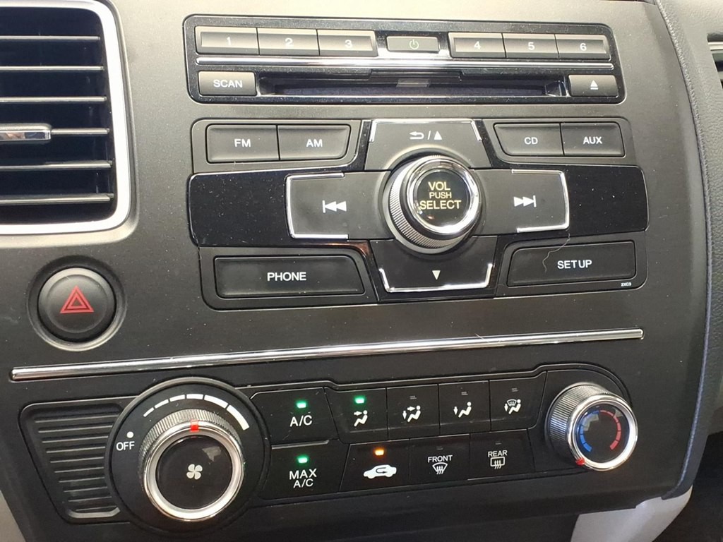 2014 Honda Civic Image 15