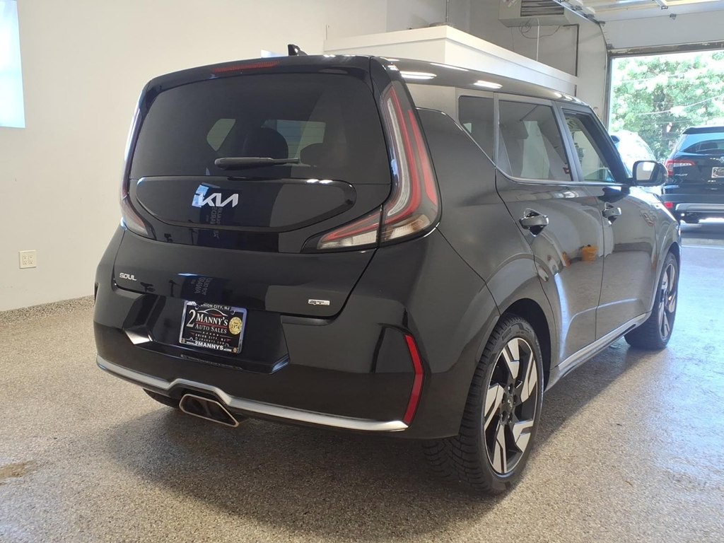 2023 Kia Soul Image 4