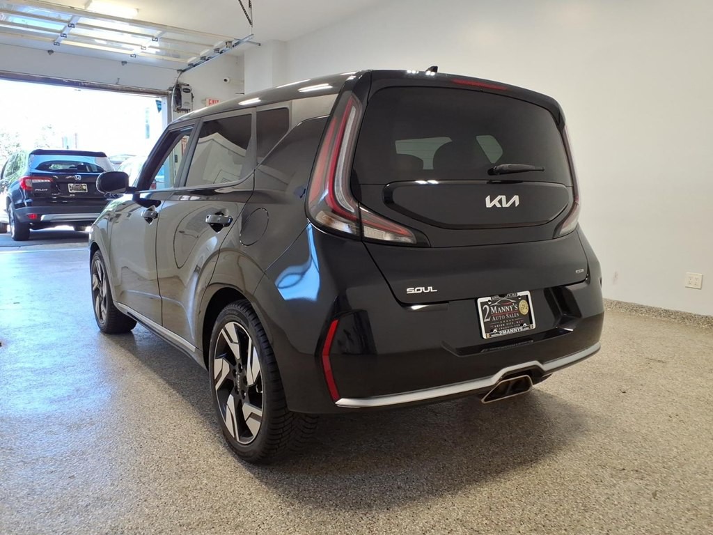 2023 Kia Soul Image 6