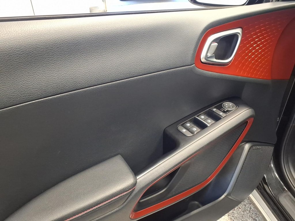2023 Kia Soul Image 8