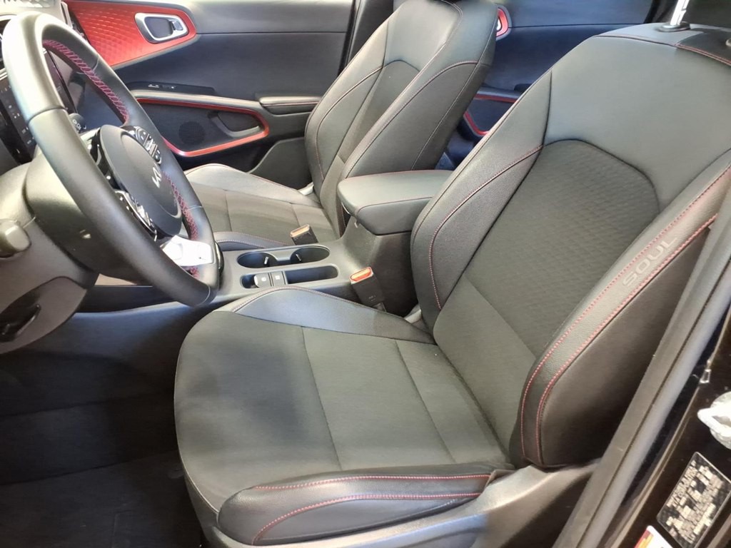 2023 Kia Soul Image 18